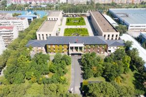 技術常新，高遠長行