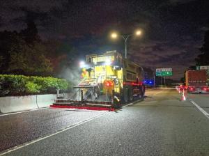 廣州 夜間超90%濕度2小時(shí)通車！ 快開微表處突破極限